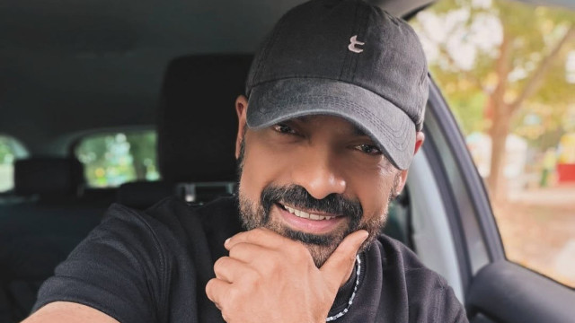 Cantor brasileiro Iran Costa internado em estado grave após concerto