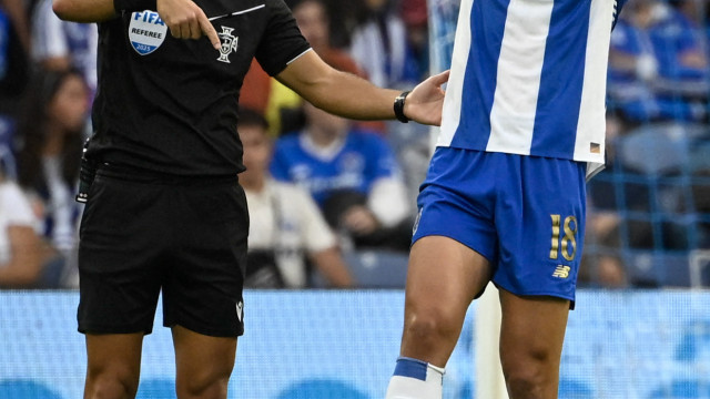 Nehuén Pérez já foi operado e tem o resto da época do FC Porto em risco