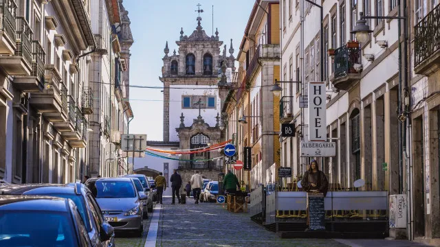 
                    Câmara de Braga quer acabar com trotinetas partilhadas na cidade
                