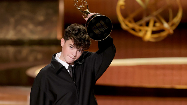'The Pitt' eleita a melhor série do ano, mas 'Adolescência' fez história