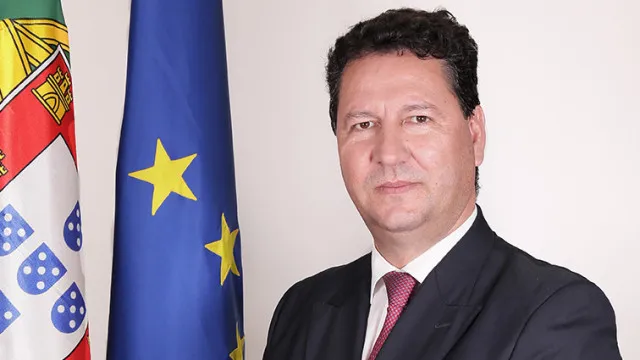 
                    Emissão de passaporte equídeo passa a demorar 1 semana em vez de 3 meses
                