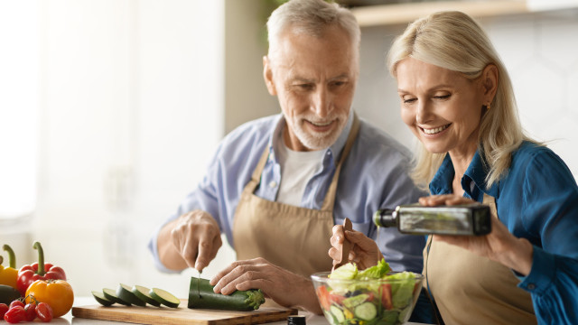 Estudo revela intervalo ideal entre refeições para reduzir risco de morte