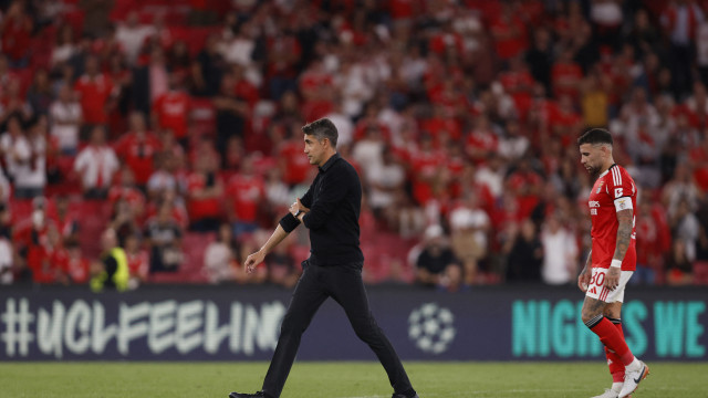 Bruno Lage abre a porta à saída do Benfica: 