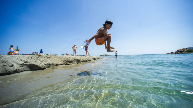 Por que bactérias carnívoras e mortais estão se espalhando tanto ultimamente