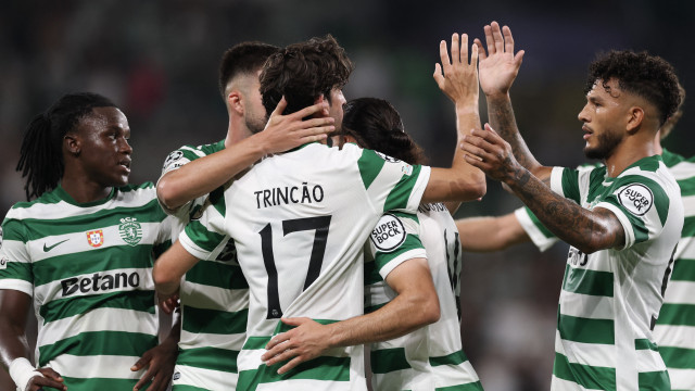 Sporting 'massacra' Kairat Almaty e estreia-se na Champions com goleada