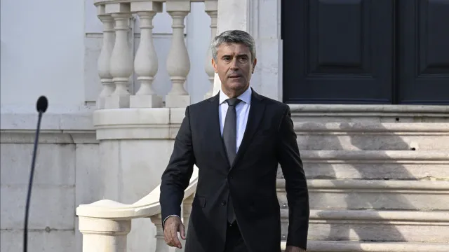 Carneiro concorda com Seguro sobre "trabalho comum"