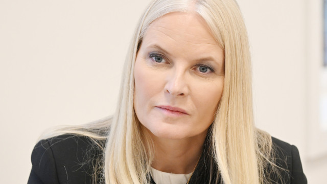 Princesa Mette-Marit da Noruega cancela agenda devido a doença