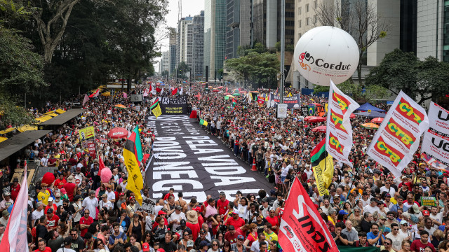Manifestantes vão às ruas em 23 capitais contra a PEC da Blindagem e anistia