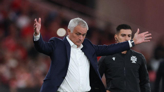José Mourinho arrasa arbitragem do Benfica-Rio Ave: