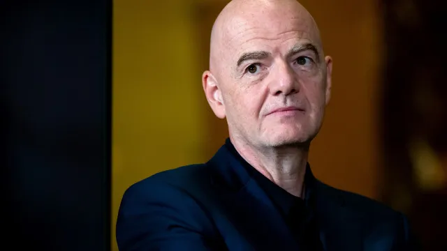 
                    FIFA já conta votos. Quem apoia Infantino, quem se opõe e os indecisos
                