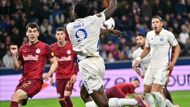 'Sal' tardio gera 'loucura'. FC Porto aplica sétimo mandamento na Europa