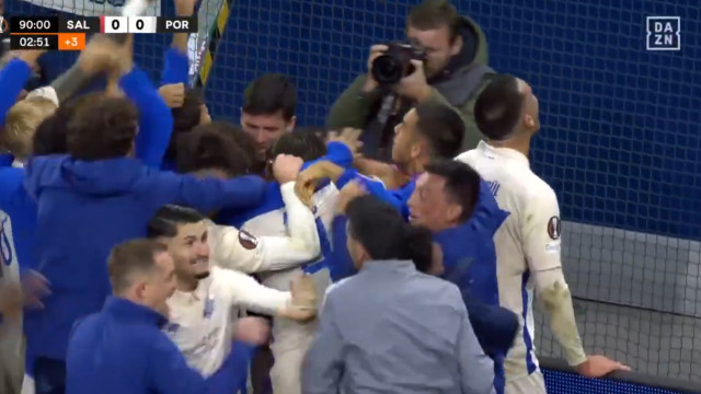 Golaço ou 'frango'? William Gomes deixa FC Porto em festa ao cair do pano