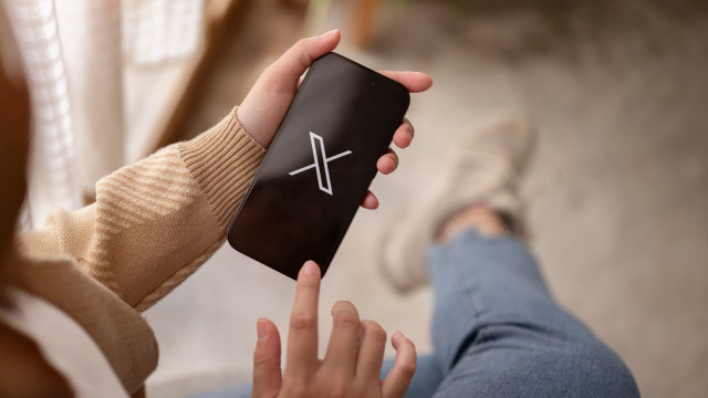 Rede social X volta à normalidade após falha nos serviços