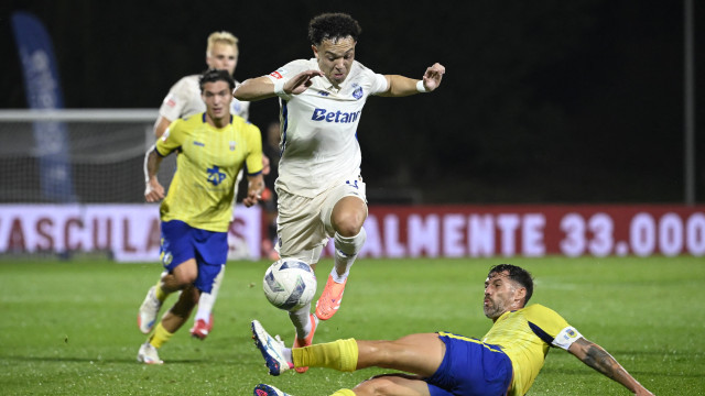 Farioli continua sem 'tremer'. FC Porto sai de Arouca líder da I Liga