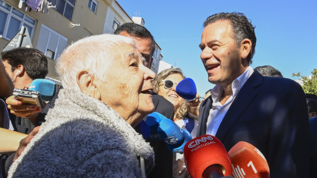 Campanha do PSD arranca em Lisboa com Montenegro. Os sorrisos (e imagens)