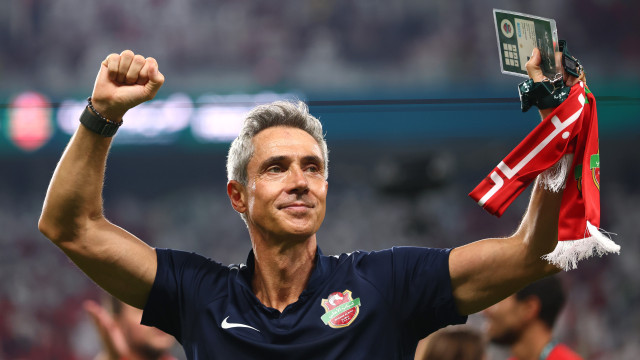 Shabab Al Ahli, de Paulo Sousa, empata com Al Hilal na Champions asiática