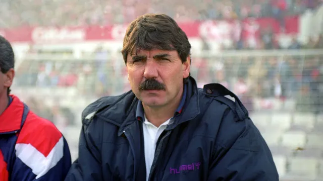 
                    Toni faz 80 anos a falar do Benfica e não só: 