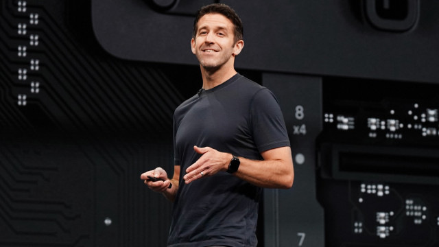 Apple revelará nova Siri com inteligência artificial em fevereiro 2 É cada vez mais claro quem será o próximo CEO da Apple