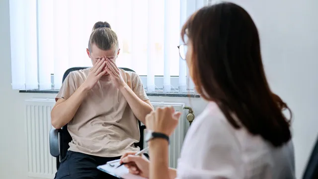 
                    Psicóloga revela 2 coisas que todos deviam saber antes de marcar consulta
                