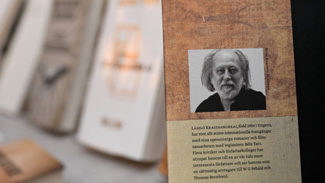 Nobel da Literatura vai estar ainda este mês num festival em... Óbidos