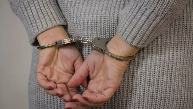 
                    Preventiva para suspeita que simulou suicídio do companheiro em Gondomar
                