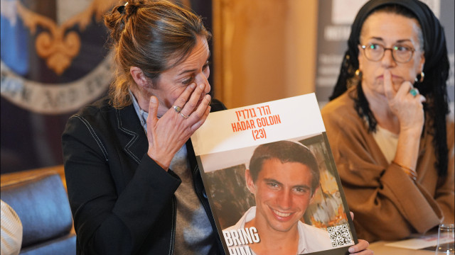 Restos mortais de cinco reféns continuam em Gaza. Quem são?