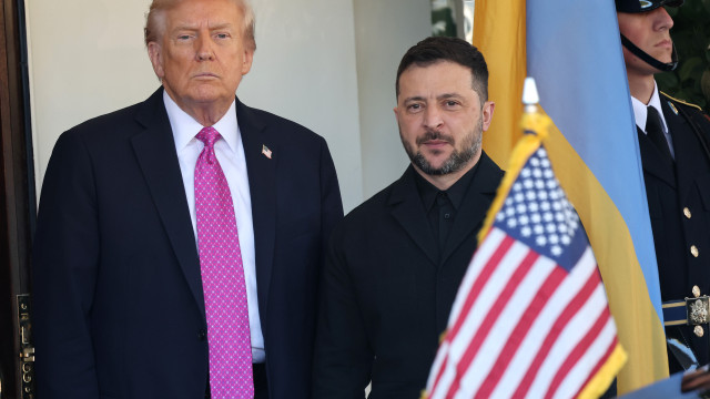 Reunião Trump-Zelensky termina com apelo a acordo e sem anúncio sobre Tomahawk