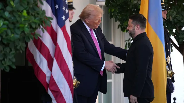 
                    Ataque de Trump a Zelensky? Ucrânia reage e Rússia elogia: 