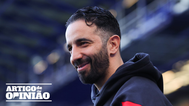 Ruben Amorim foi engolido pela máquina de autodestruição do Man. United