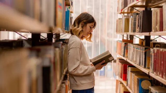 Atenção, leitores assíduos! Nunca cometam estes 3 erros numa biblioteca