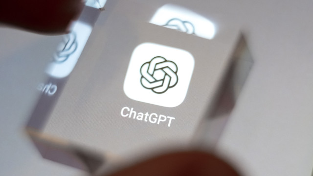 Queixam-se de delírios, paranoia e crises emocionais após usar ChatGPT