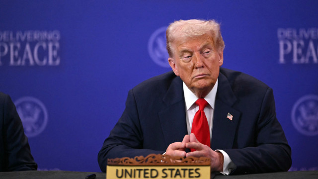 Trump anuncia intervenção militar na Venezuela. Maduro pede