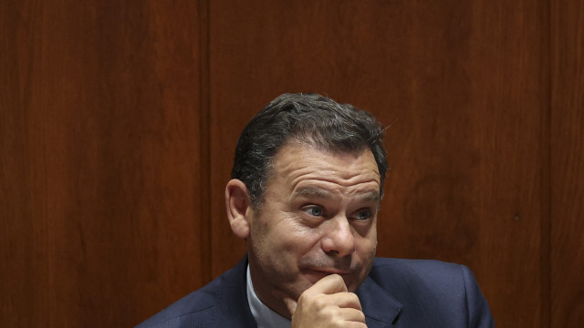 Legislativas. Sondagem revela que AD está a crescer e Chega está em queda