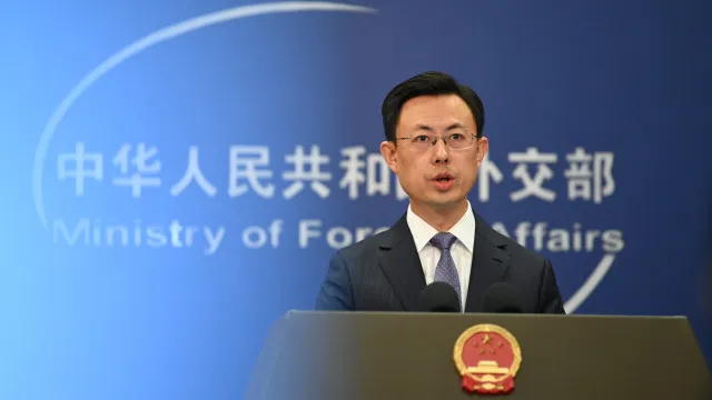 
                    China rejeita acusações 