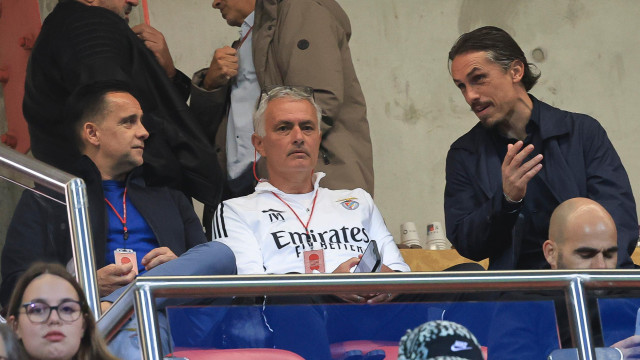José Mourinho passa a vida no Seixal (e não é o único do Benfica)