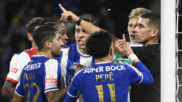 Lances na TV do balneário de Fábio Veríssimo foram lapso, diz FC Porto