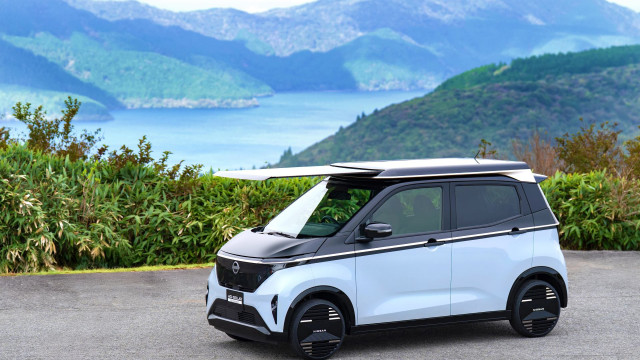 Este sistema de painéis solares da Nissan permite carregar em movimento