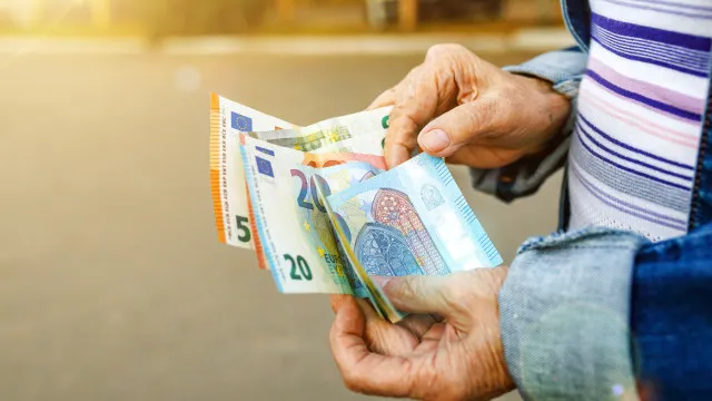 Valor médio da pensão paga pela CGA aumenta 57 euros em 2025