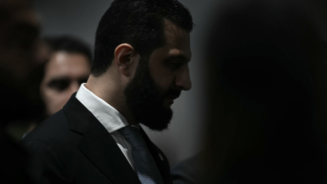 Ex-Al Qaeda, líder da Síria se reúne com Trump na Casa Branca em encontro histórico