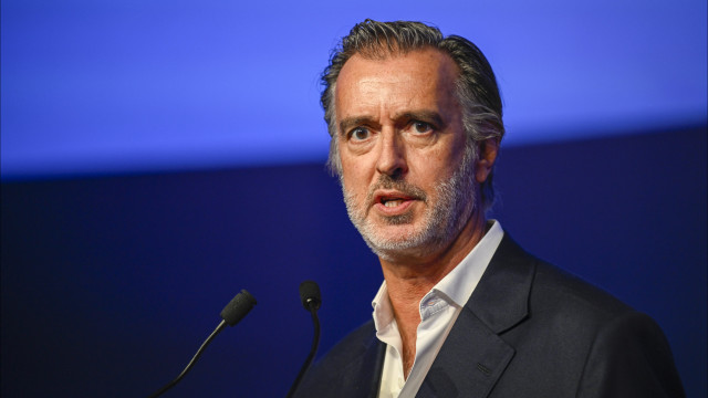 Denúncia por assédio e possível apoio a Ventura abanam campanha de Cotrim