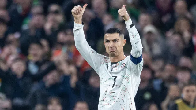 naom_69170b44b4fac Sem espaço para Cristiano Ronaldo no melhor 11 de sempre de Alan Shearer