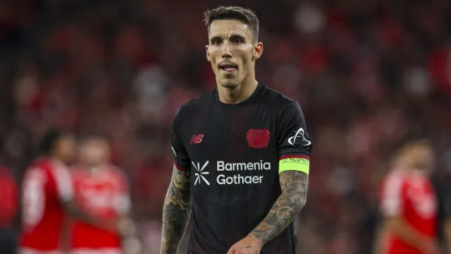 
                    Grimaldo pode deixar Leverkusen no verão e preço de venda surpreende
                
