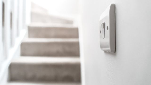 Atenção! Há novos cortes de luz em três distritos este domingo. Onde?