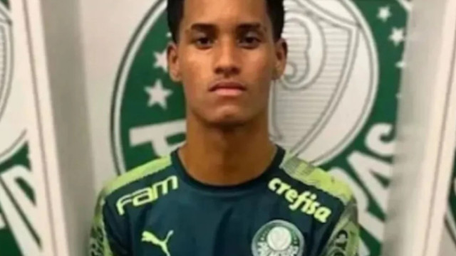 Jogador de futebol, ex-Palmeiras, é assassinado a tiros aos 19 anos