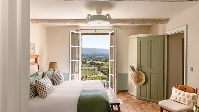 A pensar nas férias do próximo ano? Espreite este hotel de sonho francês