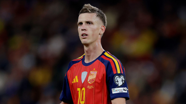 Espanha empata com Turquia, perde 100% de aproveitamento, mas vai à Copa