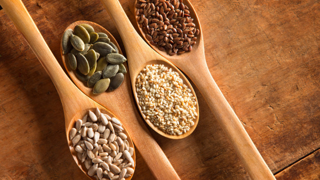 Quais são as sementes que têm mais fibra? Dietistas respondem
