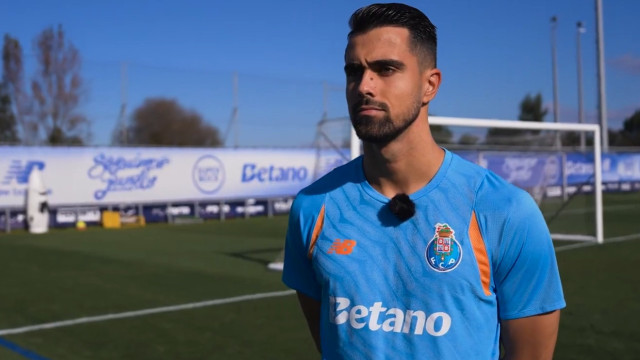 Diogo Costa deixa 'aviso' no regresso aos trabalhos pelo FC Porto