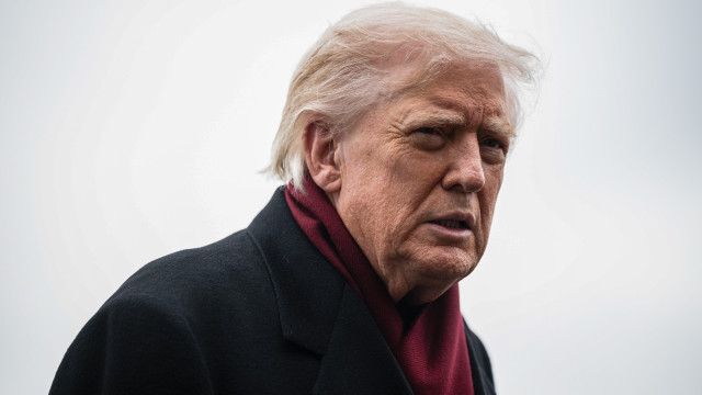 Trump diz que prisão de Bolsonaro 'é uma pena'