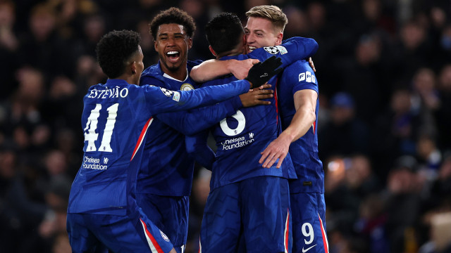 'Vilão' Araújo ajuda Chelsea a 'despedaçar' Lamine Yamal e companhia